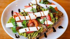 Top 10 Superfoods to Boost Energy, Burn Fat, and Improve Your Health Naturally